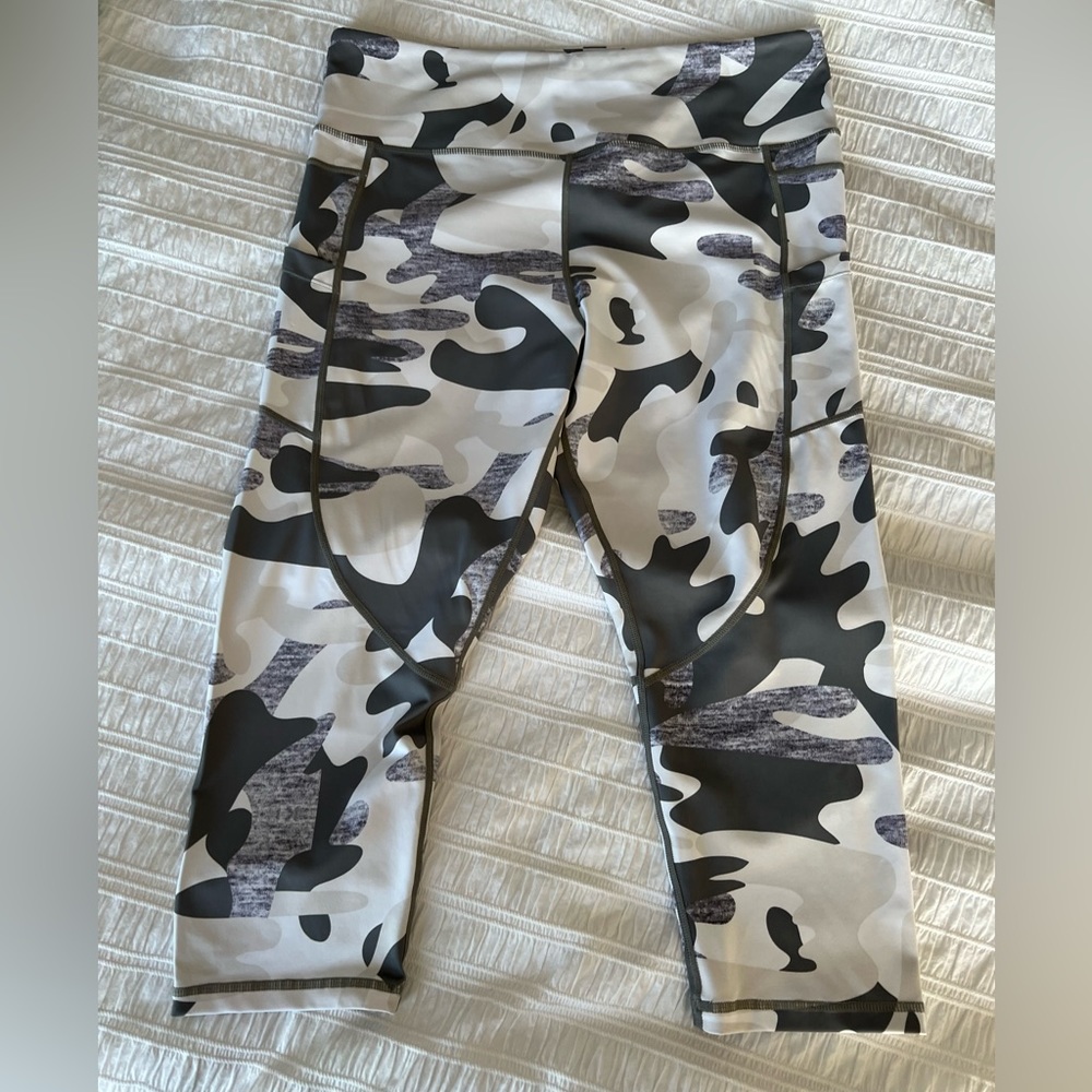 Zyia Light n tight leggings
